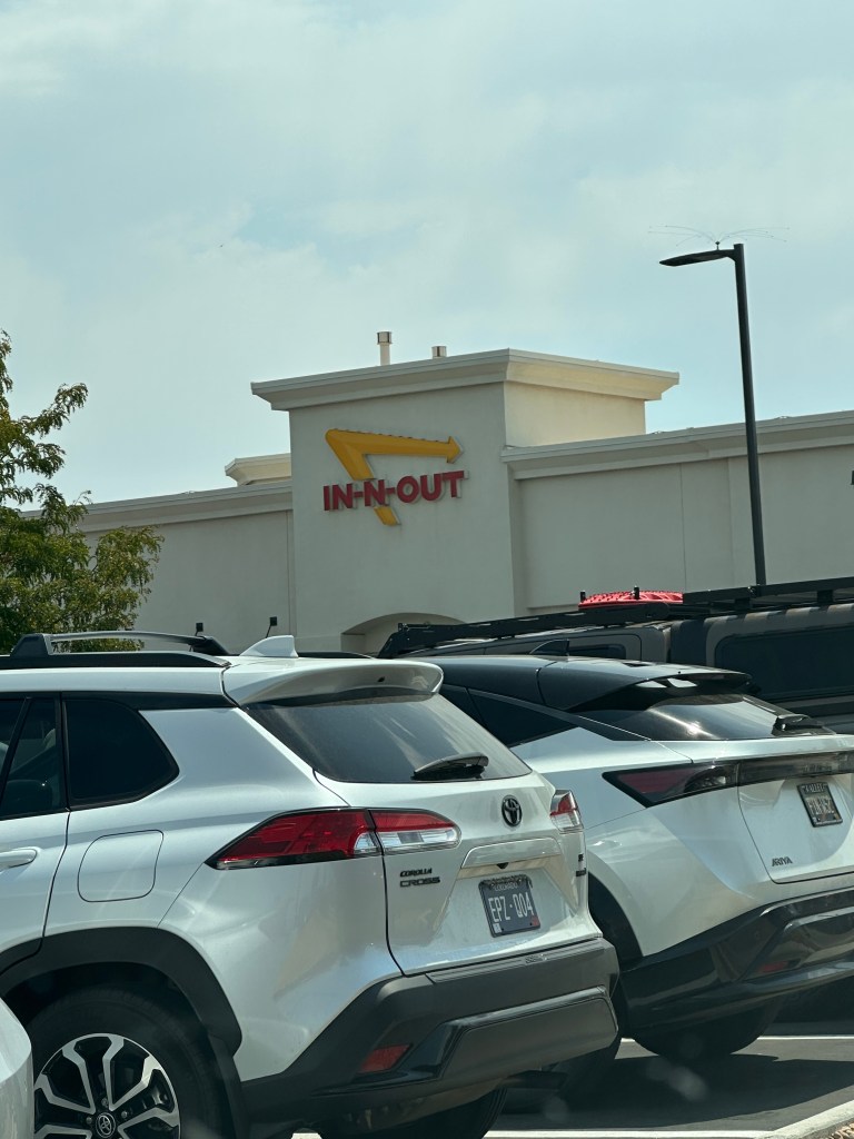 Image of the "In and Out Burger" sign